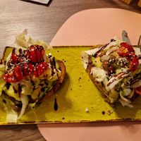 Avokado toast at Urban Coffee Lab in Bolzano