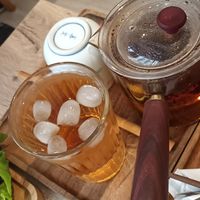 Passion fruit ice tea and hot black tea(forgot the name) at Meraki in Grenoble