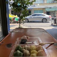 Sehr leckere, vegane Dumplings - homemade & super günstig!   at All Vegan Dumplings  in Bangkok