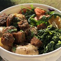 Vegan take away  at Mercado Orgânico in Porto