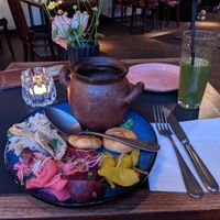 Lobio und Estragonlimo at SO RE Restaurant & Bar - Georgische Küche in Dusseldorf