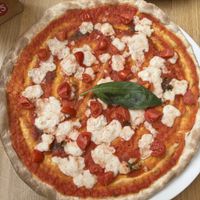 Vegarita pizza 👍🏼  at Cagiada Milano in Milan