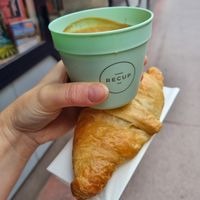 apricot cornetti at Grey Kaffee in Vienna