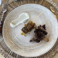 Tempeh skewers with mushrooms and vegan mayo  at il Brucaliffo Cucina in Castiglione Dorcia