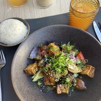 Tofu kung pao with rice and lemonade   at Window To Asia in Funchal