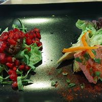 Vorspeise mit Granatapfel und Pate at SAÓ in Elche