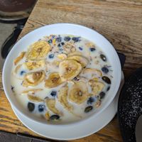 Granola: 4/5 at A Little Lost in Munich