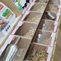 Frutos secos a granel at Clavellina in Santiago