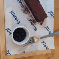 chocolate brownie at GIARDÍ  in Milan