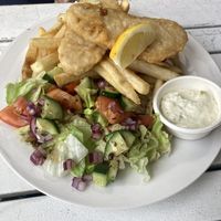 Fish, chips and salad #Veganuary at Mama B's in Chippendale