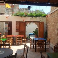 The Walkinn yard at The Walk Inn in Rhodes