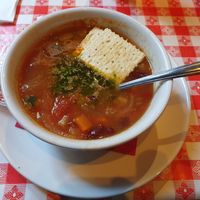 Minestrone at Gino‘s East in Chicago