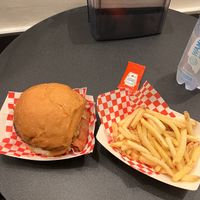   at Lola Miller - Easy Diner in Naples