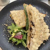 Close up Croque Senyor  at Nonna's Brunch in Barcelona