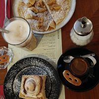 Pannenkoeken (ook vegan!) at Bar Madam in Antwerpen
