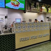 Food court impression at Veganitas in Luzern