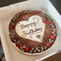 Fluffy Vegan vanilla chocolate cakee #Veganuary at Morcolade in Frankfurt