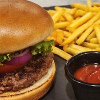 Beyond burger at Babayaga in Bellagio