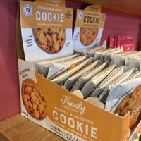 Vegan, organic & gluten free cookies at Boreal Coffee Shop - Stand in Geneva