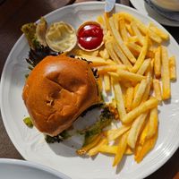 Falafel burger at Restaurant Müller in Schwangau