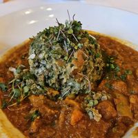 Spinat Knödel mit linsen Ragout at Restaurant Müller in Schwangau
