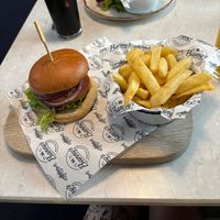 veggie burger at Banny's British Kitchen in Colne