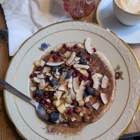 vegan oatmeal at Kompa9 in Copenhagen