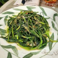 Agretti in lemon and chili at LùBar in Milan
