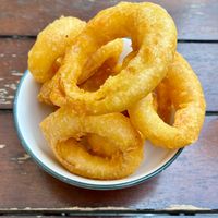 Onion rings at The Irish Village in Dubai