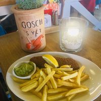 Portion kostet 14,90€   at Gosch Sylt in Scharbeutz