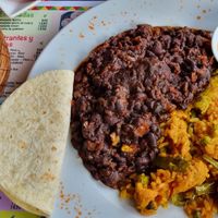 Vegan chili at Mexicà Cambrils in Cambrils
