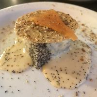 Gâteau au pavot, crème anglaise à l’orange, gelée de pamplemousse, tuile de graines de courge et caramel salé   at Bar Recyclart in Brussels