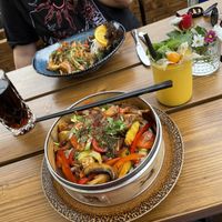Udon Nudeln und gebratene Nudeln  at Loy Vegan in Trier