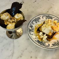 Snickers dessert & French toast (brioche)  at Faubourg Daimant in Paris