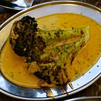 TÊTE DE BROCOLI, SAUCE TRIPLETTE at Faubourg Daimant in Paris