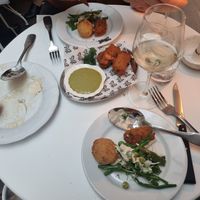  at Faubourg Daimant in Paris