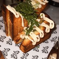 Garlic bread  at Faubourg Daimant in Paris