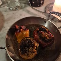Pomodoro zucchina e peperone farciti at Faubourg Daimant in Paris