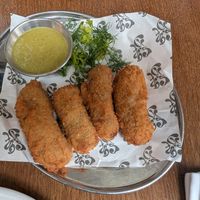 Piggie croquettes at Faubourg Daimant in Paris