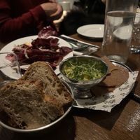 Guacamole de petits pois   at Faubourg Daimant in Paris
