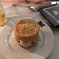  at Faubourg Daimant in Paris