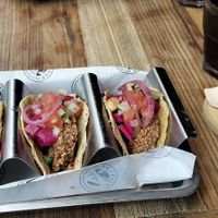 Tacos de falafel at Vagabond in Alicante
