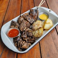 Seitan with extras at Oiga in Lima
