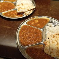 Vegan (AllYouCanEat) Meal at Om Vegetarian - Wales Arcade in Melbourne