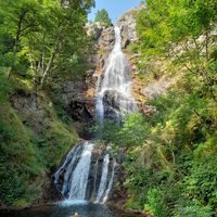 Cascade de Runes, à 1h15 at Le Chateau de Cambiaire in Saint-etienne-vallee-francaise