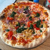 Vegan pizza forza, vegan cheese and vegan chicken alternative at L'Osteria in Aachen