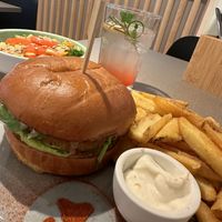 No-Chicken Burger and temple fries😄 at Katzentempel - Freiburg in Freiburg