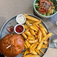 Pesto burger (great vegan mozzarella), one of the best vegan burger we tried  at Katzentempel - Freiburg in Freiburg