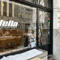 Extérieur   at Stella Specialty Coffee Bar in Brussels