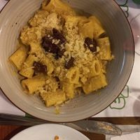 Carbonara, un must at La Puntarella Pazza in Rome